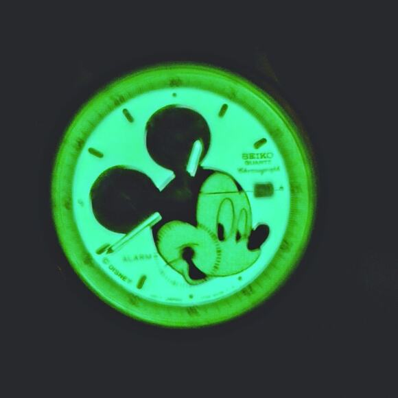 Disney Seiko Mickey Mouse Chronograph Watch Vintage Lumo - Picture 9 of 11